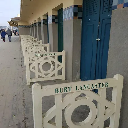 La Luna Lägenhet